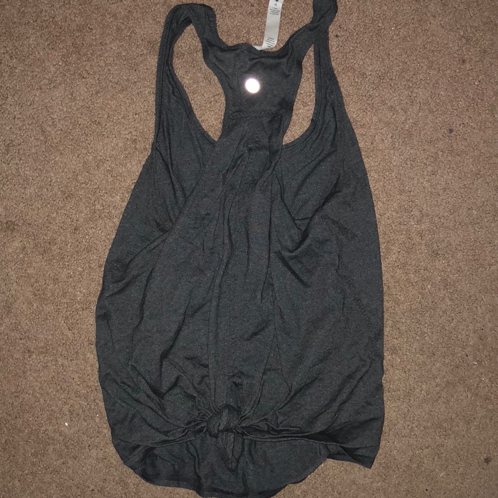 Lululemon sunrise top